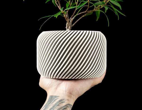 Vaso moderno com drenagem e inclinação para plantas vivas